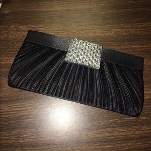 Forever 21 clutch bag